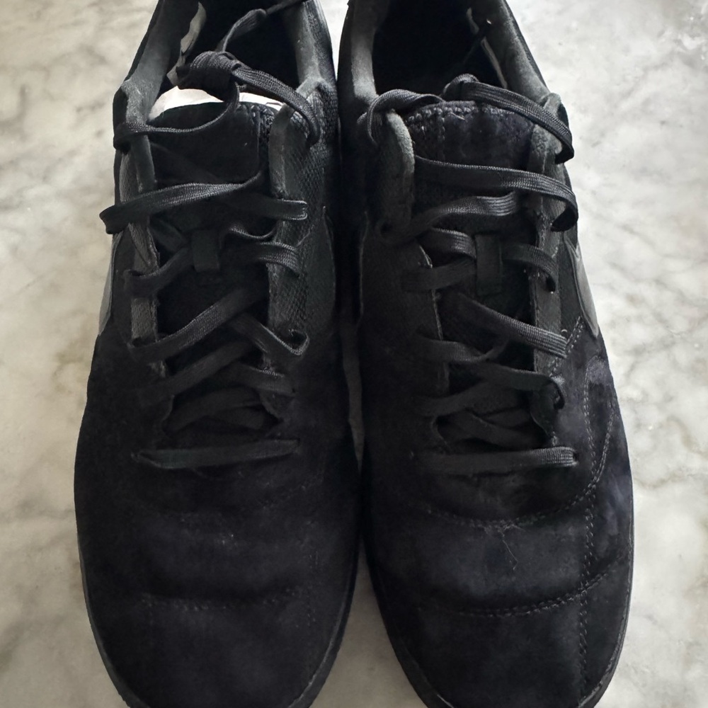 Nike premier indoor men’s soccer shoe